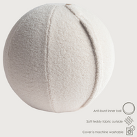Fluffy Marshmallow - Sitzball aus Bouclé-Teddystoff