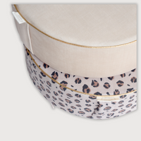 Combi: Leopard Love + Oatmeal Latte Poef