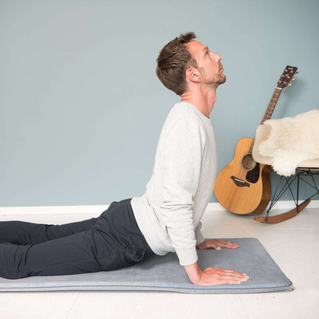 Winter Skies - Graue Yogamatte