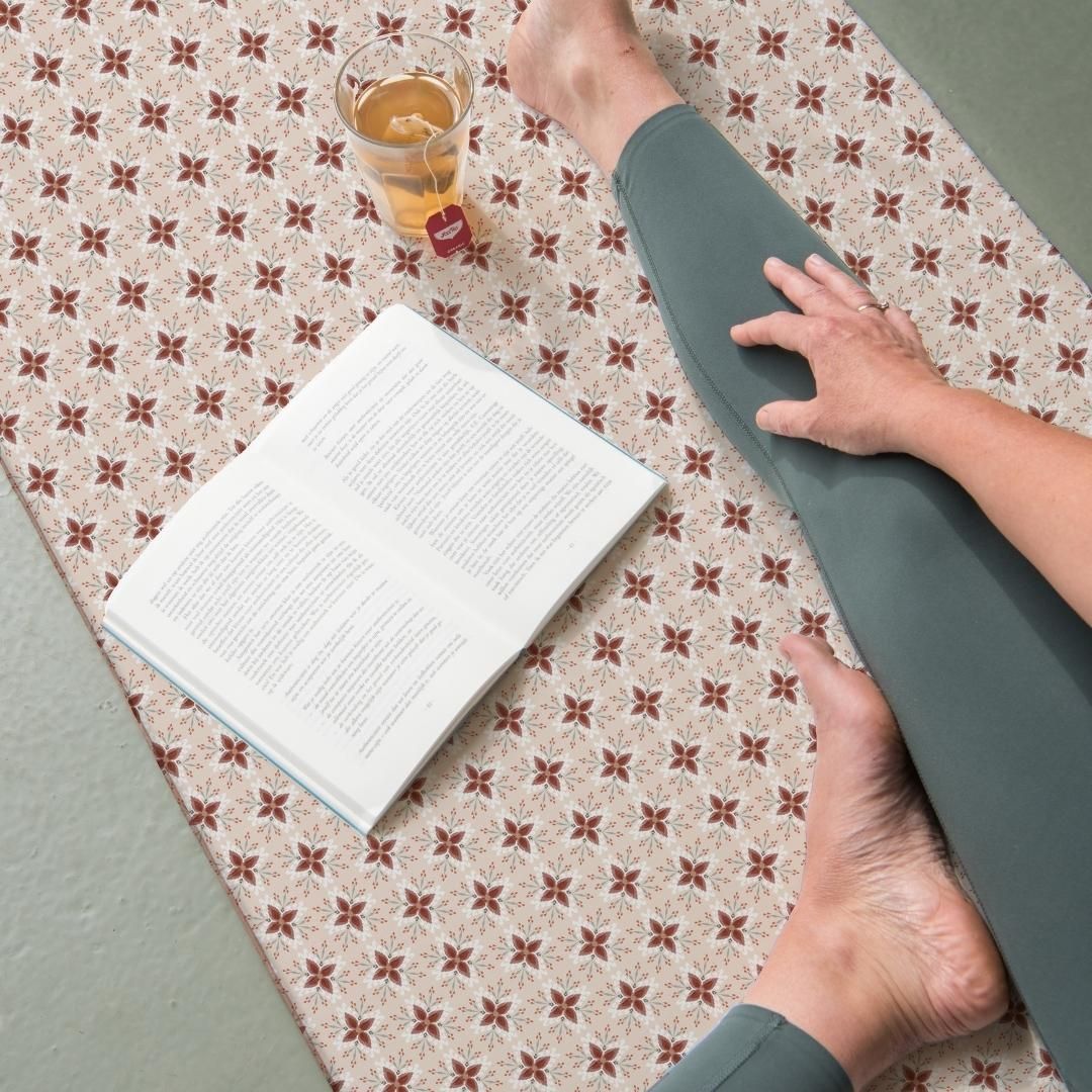 The BEST Yoga Mat for yin yoga (vintage print) – ByAlex