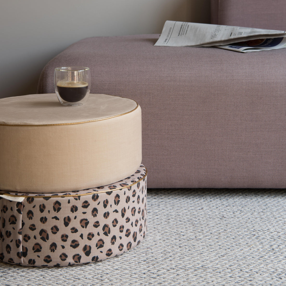 Combi: Leopard Love + Oatmeal Latte Poef