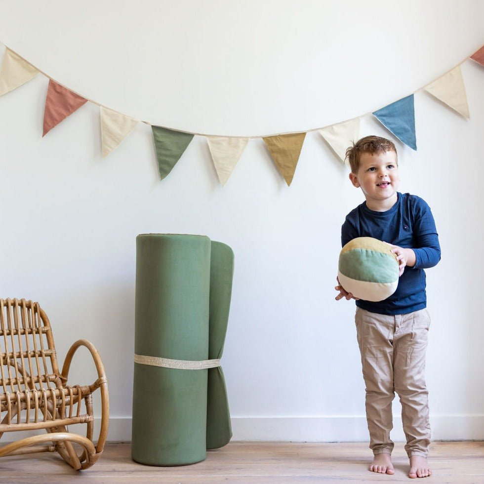 fabric garland upcycle byalex